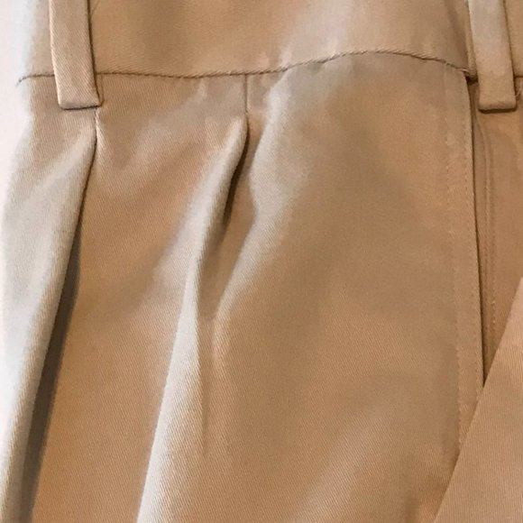 SAVANE Men's Pleated Casual Pants Waist Size is 40" with 30" length. - Picture 2 of 6